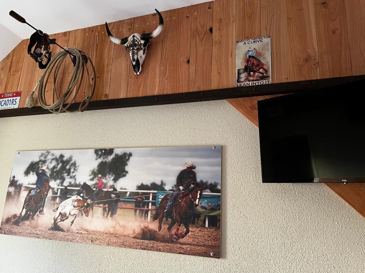Hotel Le Ranch Brûlon Buitenkant foto